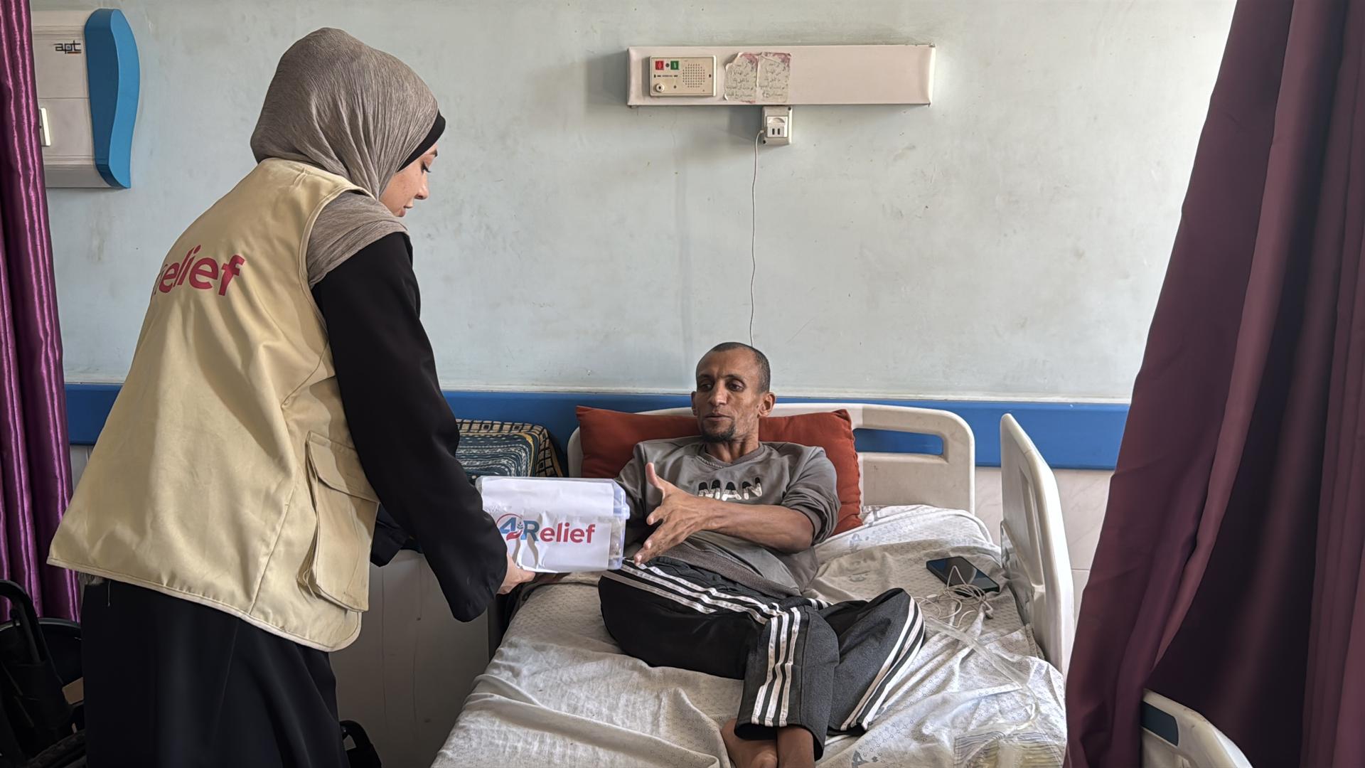 مشروع توزيع الحقائب الصحية للمرضى